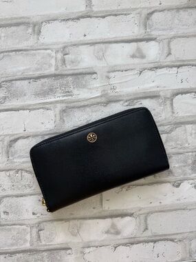Tory Burch Black Leather Zip Wallet with Gold Logo